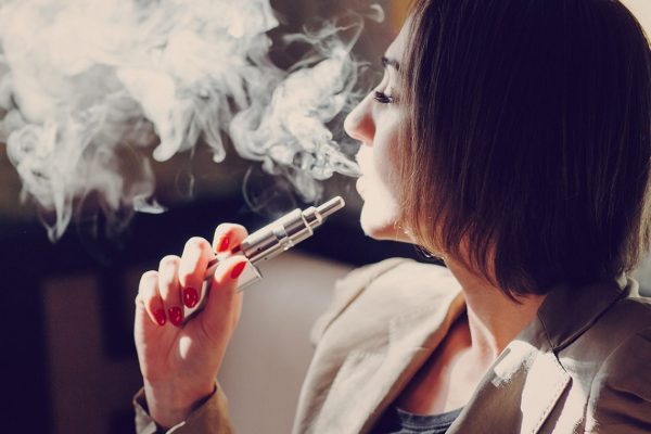 dental-danger-vaping